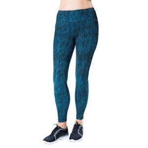 Kirkland Signature Ladies' Active Printed Leggings Size S